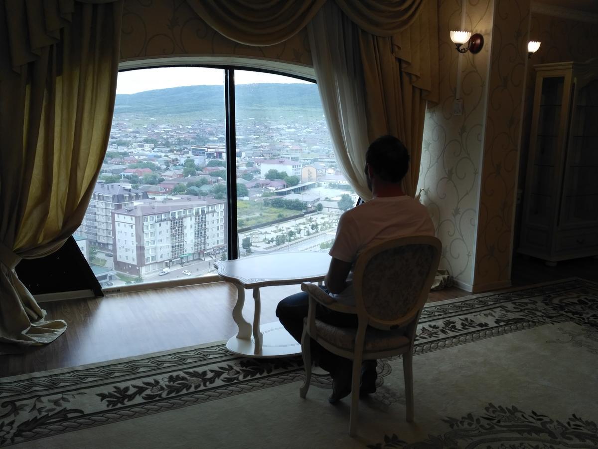 Hotel Kavkaz Gudermes ภายนอก รูปภาพ